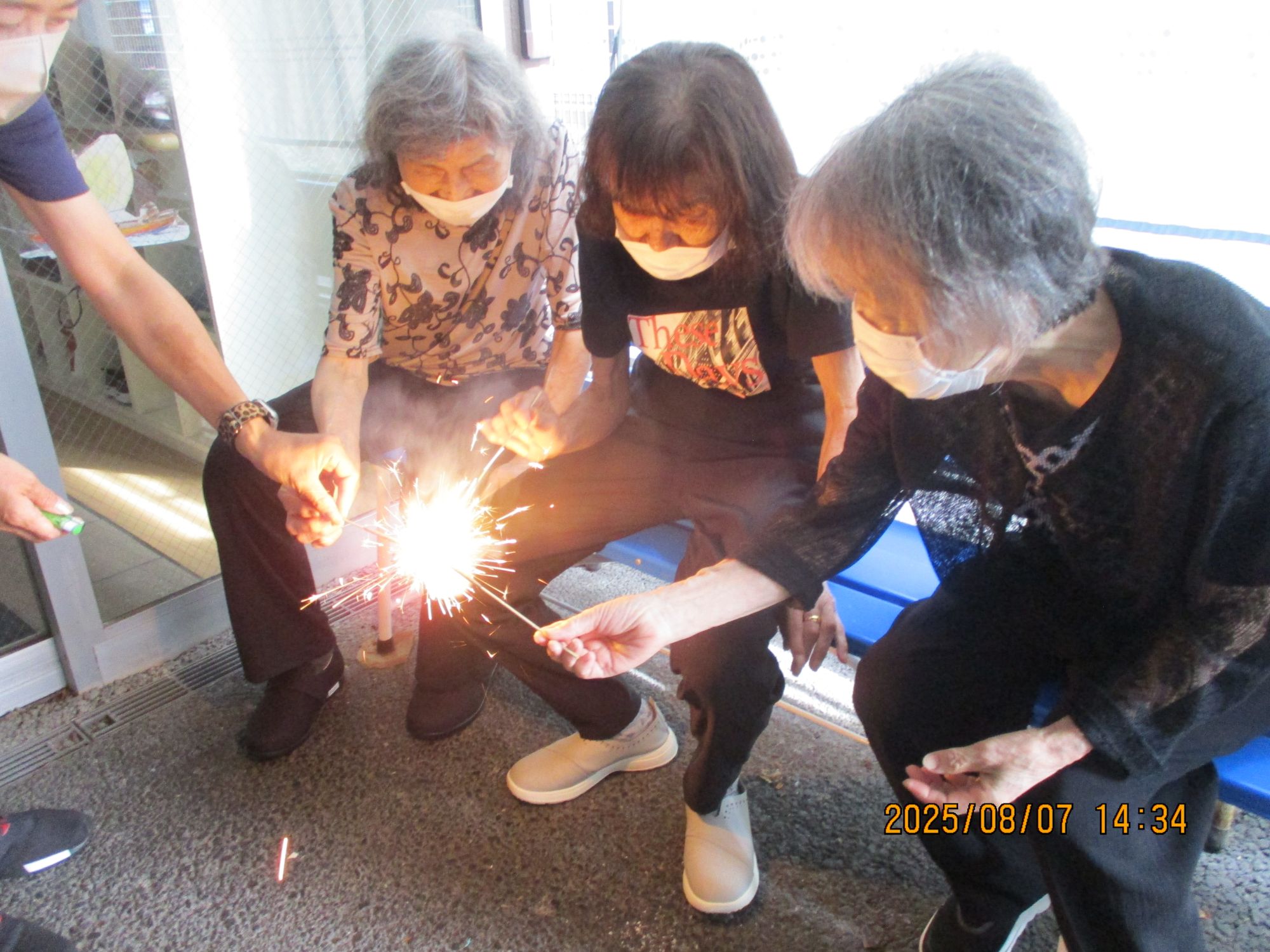 花火レク仲良し3人組