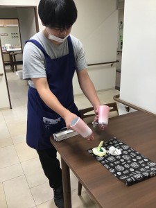 , 009